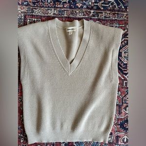 Open Edit sleeveless V neck sweater vest
